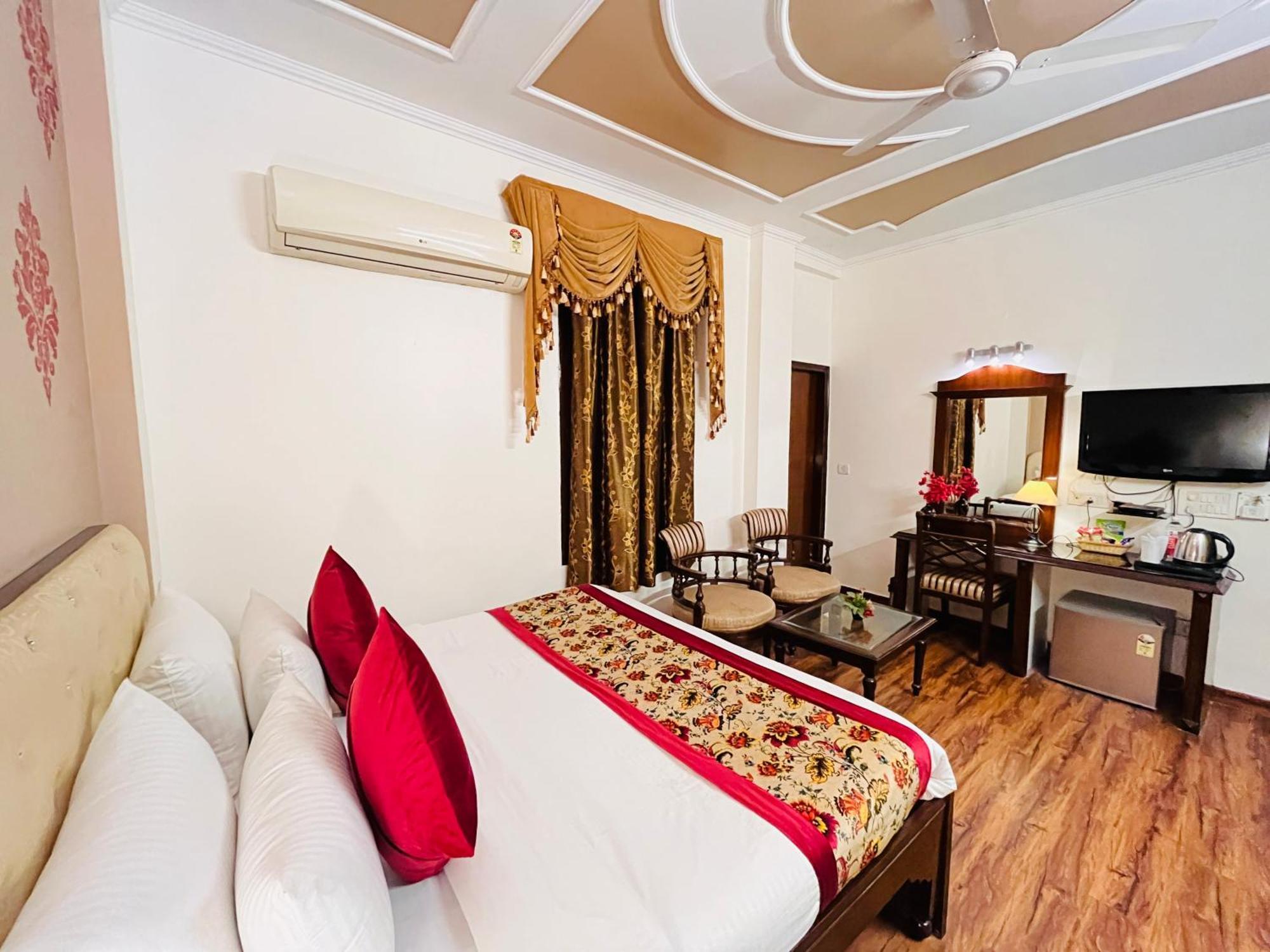 Hotel Paras - Karol Bagh Delhi Exterior foto