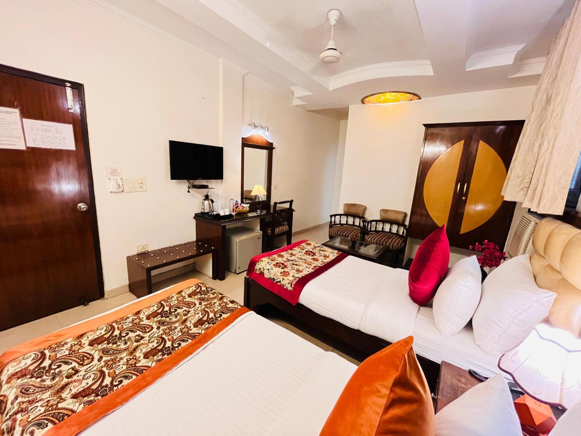 Hotel Paras - Karol Bagh Delhi Exterior foto
