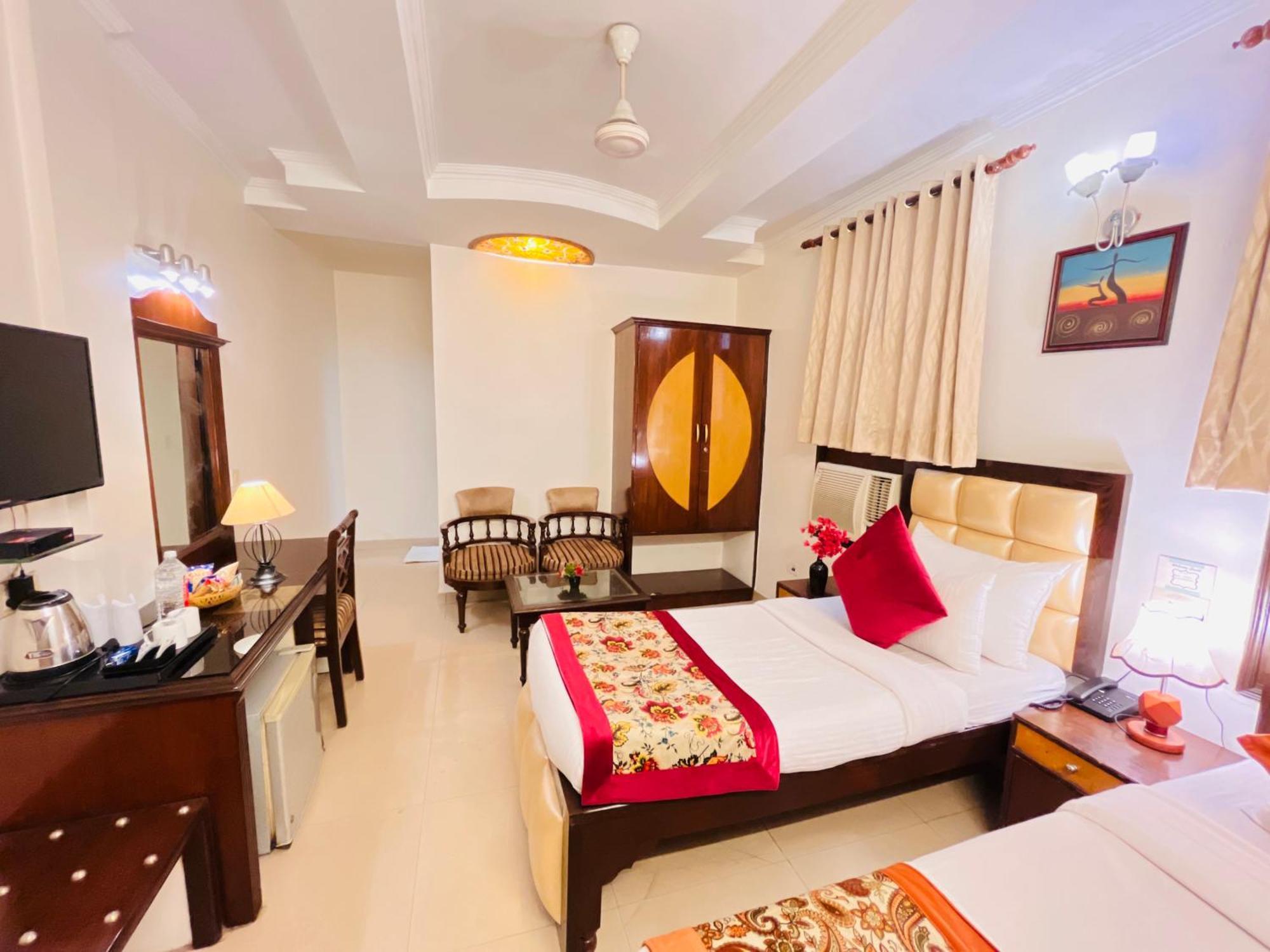 Hotel Paras - Karol Bagh Delhi Exterior foto