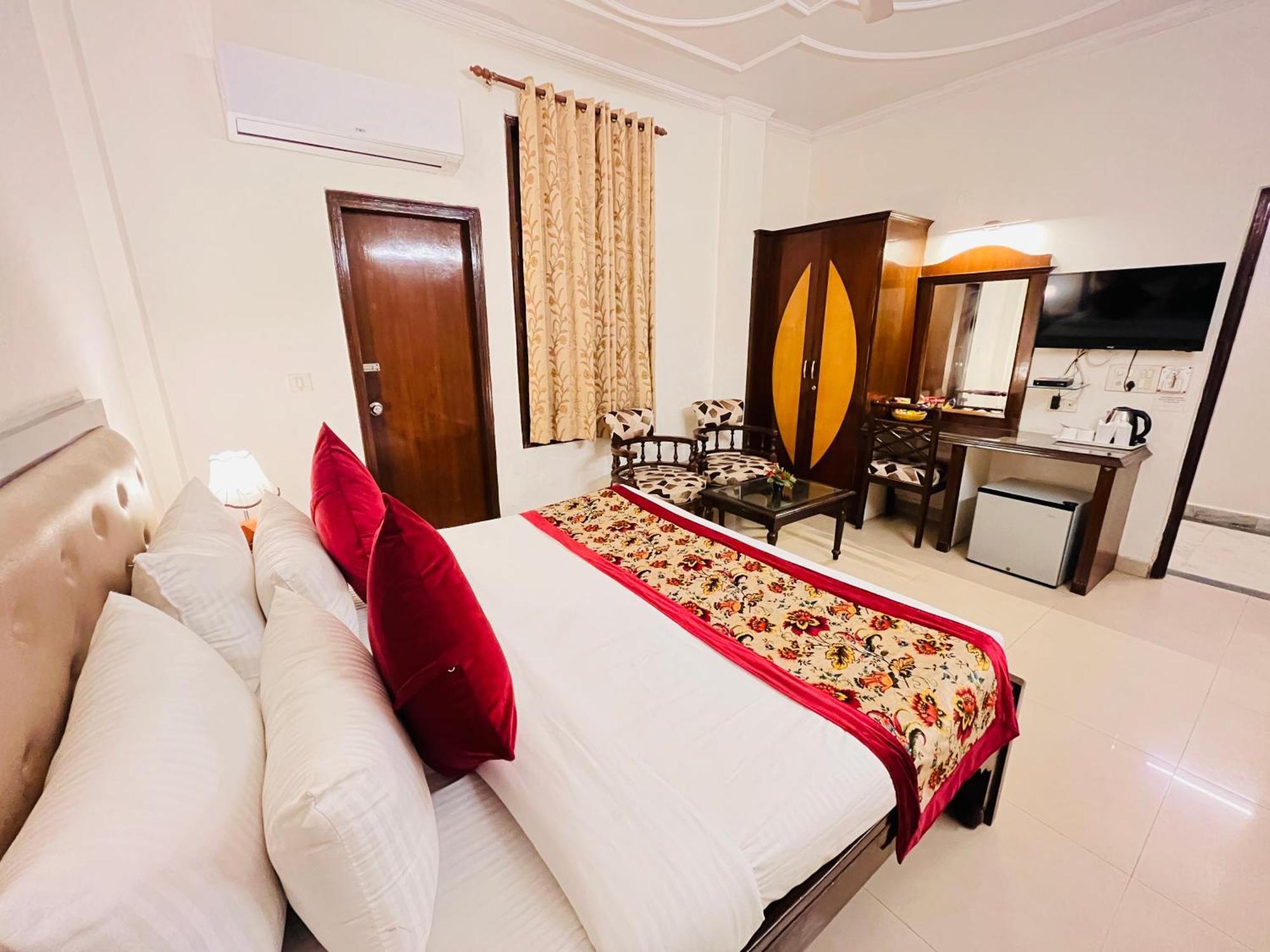 Hotel Paras - Karol Bagh Delhi Exterior foto